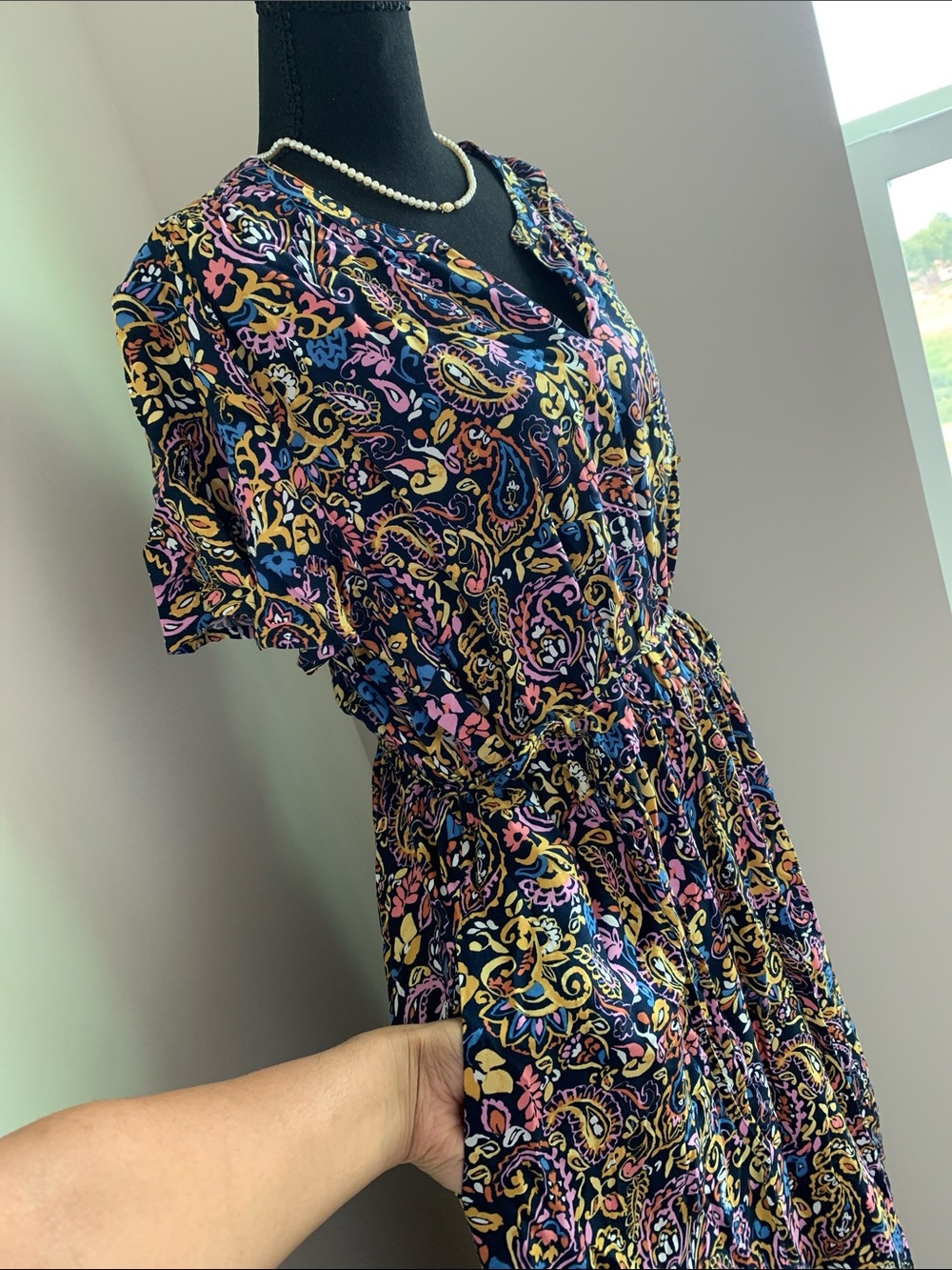 Women’s Floral Paisley Midi Dress in Black